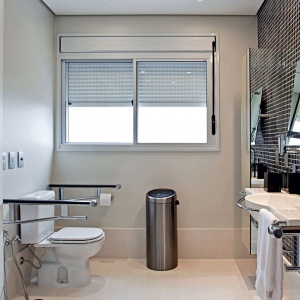 Como adequar um banheiro para um cadeirante? Como adequar um banheiro para um cadeirante?